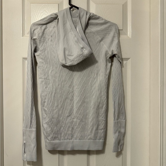 Lululemon restless hoodie size 8 euc - Picture 3 of 5